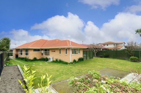 Photo of property in 10 Redfern Street, Northwood, Christchurch, 8051