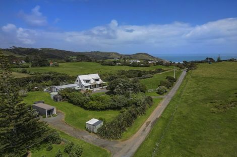 Photo of property in 512 Oaia Road, Muriwai, 0881
