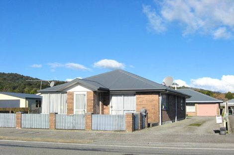 Photo of property in 85 Shakespeare Street, Greymouth, 7805