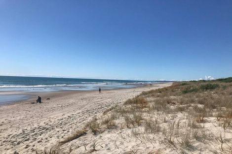 Photo of property in 716a Papamoa Beach Road, Papamoa Beach, Papamoa, 3118