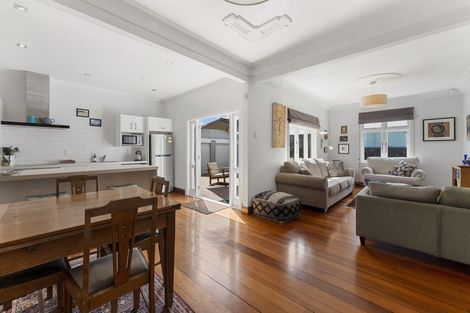 Photo of property in 38 Guy Avenue, Takaro, Palmerston North, 4410