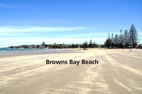 Photo of property in 692 Beach Road, Browns Bay, Auckland, 0630
