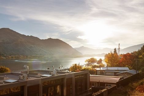 Photo of property in 35 Lakeside Road, Wanaka, 9305