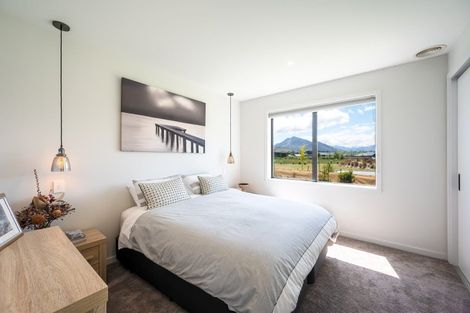 Photo of property in 672 Aubrey Road, Wanaka, 9305