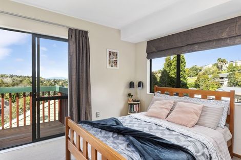 Photo of property in 1/8 Dee Place, Torbay, Auckland, 0630