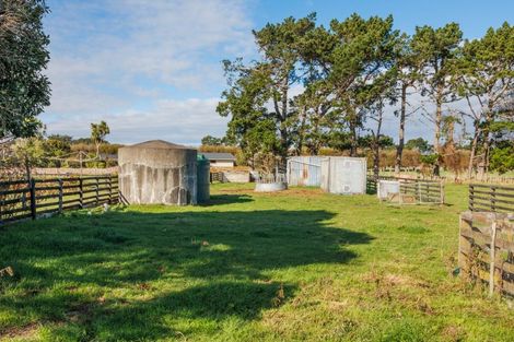 Photo of property in 112 Avenue Road, Foxton, 4891