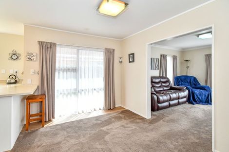 Photo of property in 2/13 Maunu Road, Papatoetoe, Auckland, 2025