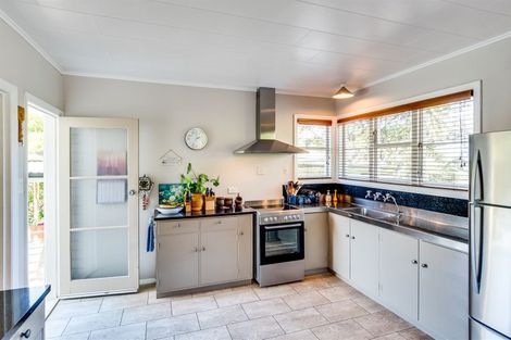 Photo of property in 213 Ellis Wallace Road, Eskdale, Napier, 4182