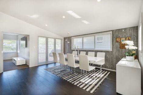 Photo of property in 10 Crompton Avenue, Churton Park, Wellington, 6037