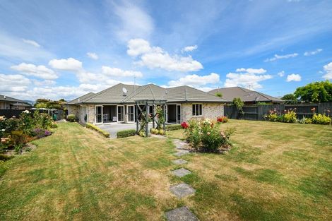 Photo of property in 17 Brookside Close, Highbury, Palmerston North, 4412