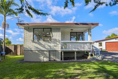 Photo of property in 31 Penion Drive, Flat Bush, Auckland, 2023