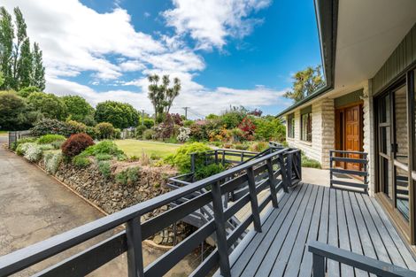 Photo of property in 11-17 Hayes Street, Waimate, 7924