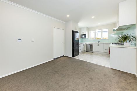 Photo of property in 31 Bellbird Street, Papakura, 2110