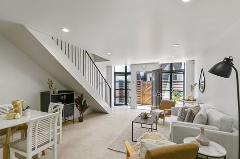 Photo of property in Mendoza Terraces, 9 Ebor Street, Te Aro, Wellington, 6011