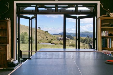 Photo of property in 25 Piro Place, Acacia Bay, Taupo, 3385