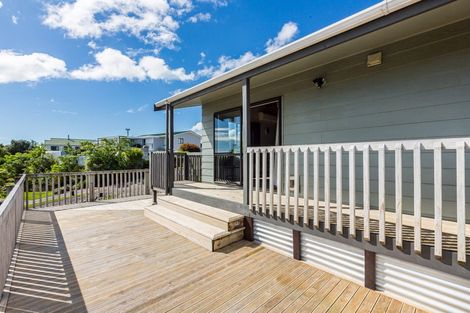 Photo of property in 21 Doncaster Terrace, Ascot Park, Porirua, 5024