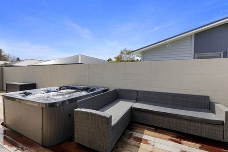 Photo of property in 9 Vernon Grove, Brown Owl, Upper Hutt, 5018