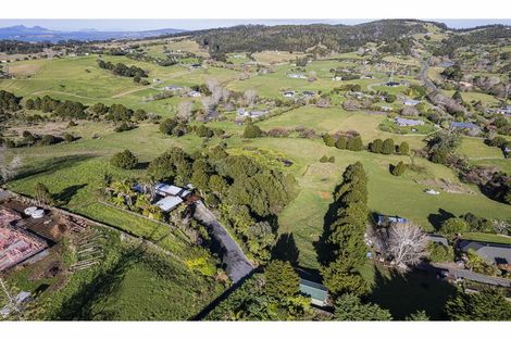 Photo of property in 6 Sylvia Lane, Maunu, 0110