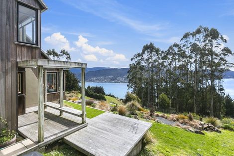 Photo of property in 593 Highcliff Road, Highcliff, Dunedin, 9077