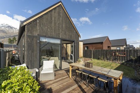 Photo of property in 21 Dewar Street, Lake Hayes, Queenstown, 9304