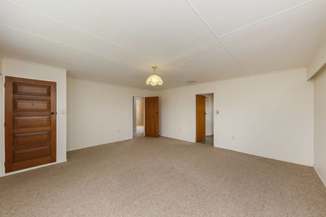 Photo of property in 73 East Street, Feilding, 4702