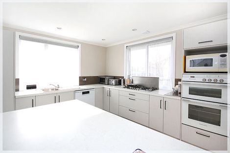 Photo of property in 68 Avenue Road, Foxton, 4814