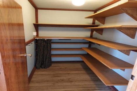 Photo of property in 26 Porterfield Street, Macandrew Bay, Dunedin, 9014