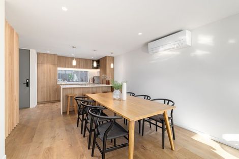 Photo of property in 2/979 Colombo Street, St Albans, Christchurch, 8014