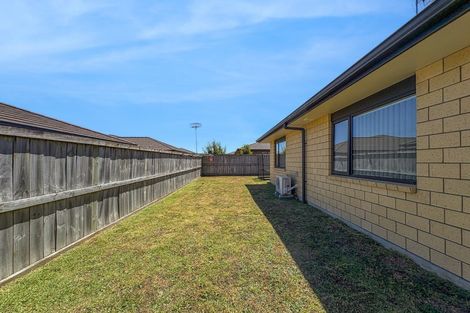 Photo of property in 25 Waikai Close, Ruakura, Hamilton, 3214