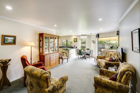 Photo of property in 219 Frimley Oaks, Frimley, Hastings, 4120