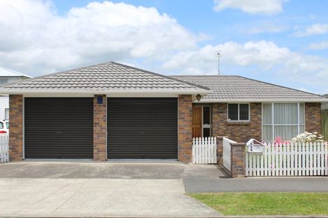 Photo of property in 158 Heretaunga Street, Palmerston North, 4414