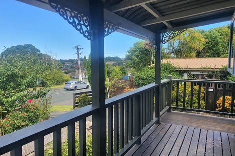 Photo of property in 2 Bellringer Road, Massey, Auckland, 0614