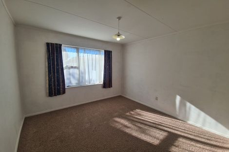 Photo of property in 27 Cobham Street, Levin, 5510