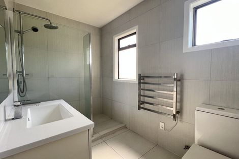 Photo of property in 14 Brian Avenue, Forrest Hill, Auckland, 0620