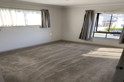 Photo of property in 66 Kaimoana Street, Weymouth, Auckland, 2103