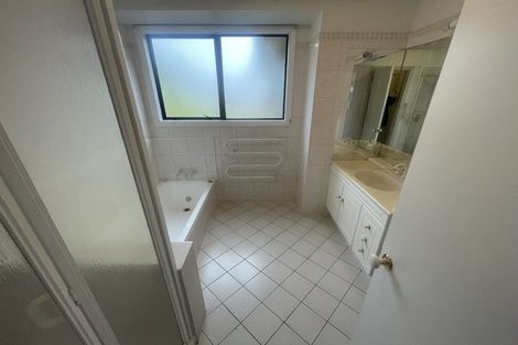 Photo of property in 15 Hall Grove, Ebdentown, Upper Hutt, 5018