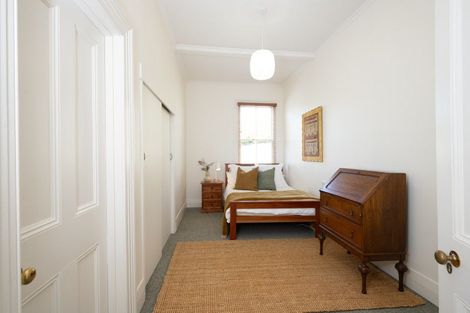 Photo of property in 119 Chaucer Road, Hospital Hill, Napier, 4110