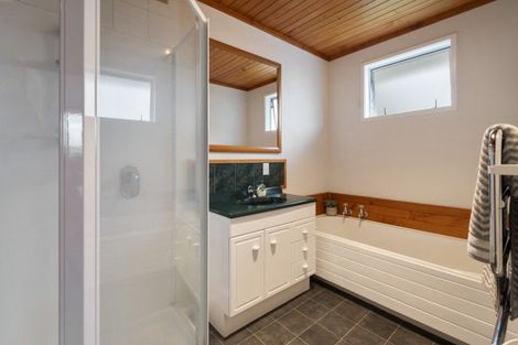 Photo of property in 3 Fraser Drive, Feilding, 4702