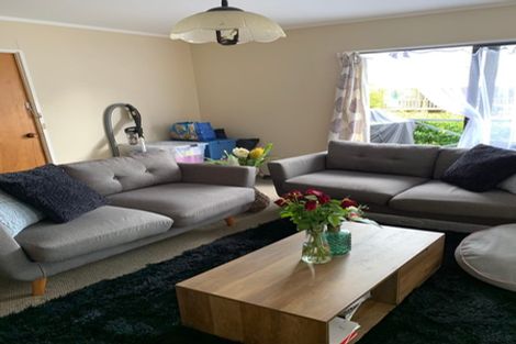 Photo of property in 23 Sandgate Avenue, Botany Downs, Auckland, 2010