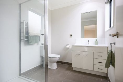 Photo of property in 24 Branigan Parade, Kelvin Grove, Palmerston North, 4414