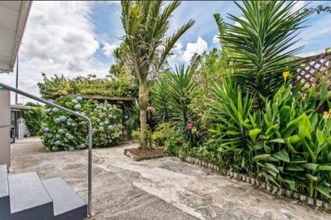 Photo of property in 96 Friedlanders Road, Manurewa, Auckland, 2102