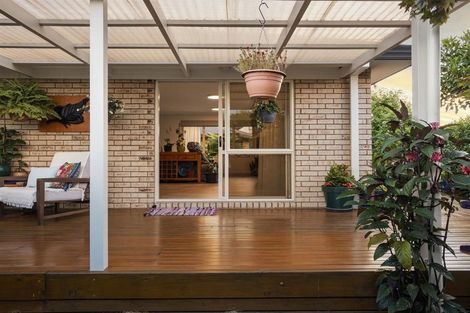 Photo of property in 21 Dowman Place, Te Puke, 3119