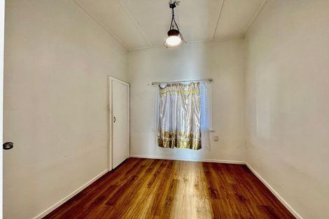 Photo of property in 16 Chelsea Avenue, Otahuhu, Auckland, 1062