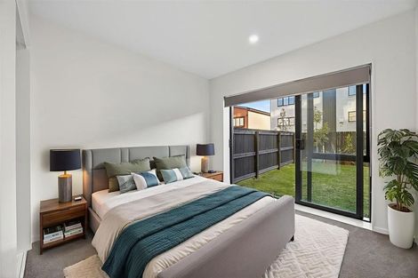 Photo of property in 2/5g Newelm Lane, Flat Bush, Auckland, 2019