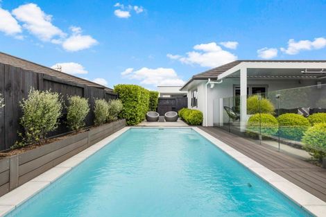 Photo of property in 10 Amokura Crescent, Flagstaff, Hamilton, 3210