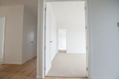 Photo of property in 42 Taikura Avenue, Red Beach, 0932