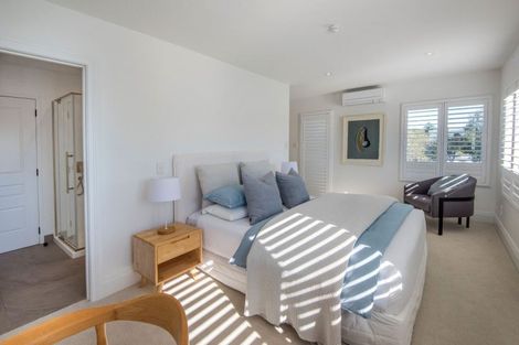 Photo of property in 31a Stanley Point Road, Stanley Point, Auckland, 0624