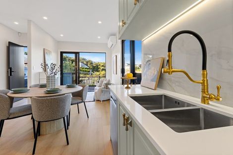 Photo of property in 32 Mahinga Kai Road, Orewa, 0931