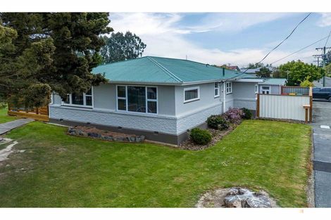 Photo of property in 22 Hughes Street, Waimate, 7924