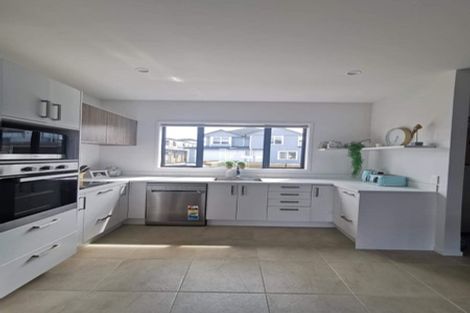 Photo of property in 5 Dorricott Avenue, Hobsonville, Auckland, 0616